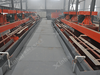 鑫海技術人員為選廠工人進行現場實操培訓 鑫海技術人員為選廠工人進行現場實操培訓