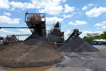 鑫海黑鎢礦重選選礦現(xiàn)場 鑫海黑鎢礦重選選礦現(xiàn)場